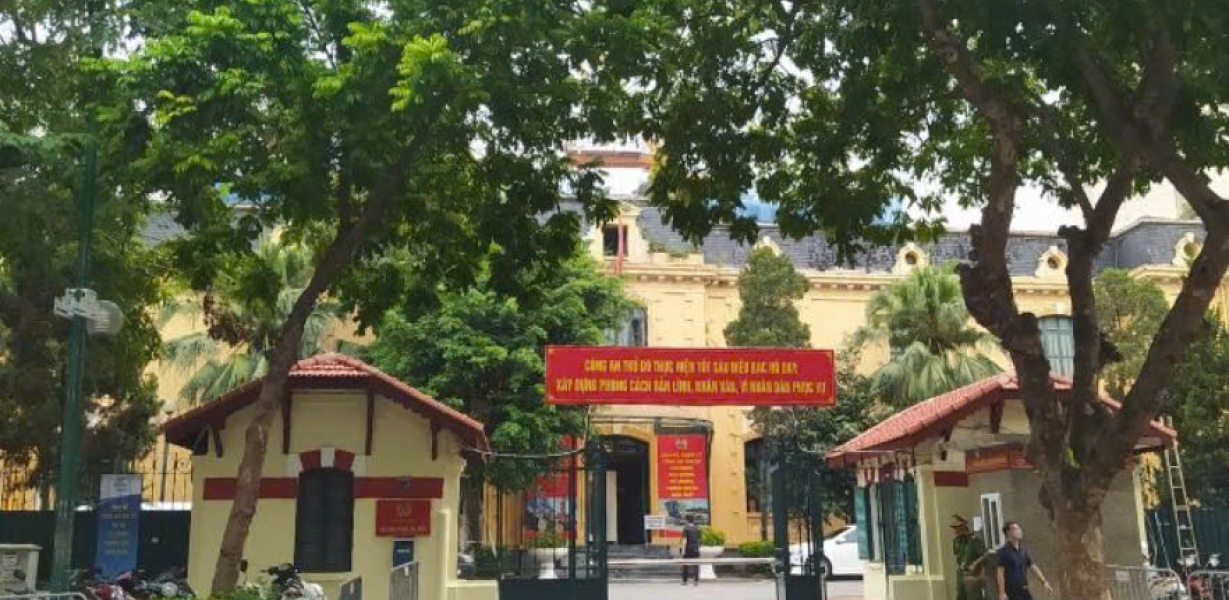 Thẩm quyền trong tố tụng hình sự của điều tra viên là trưởng hoặc phó trưởng Công an cấp xã